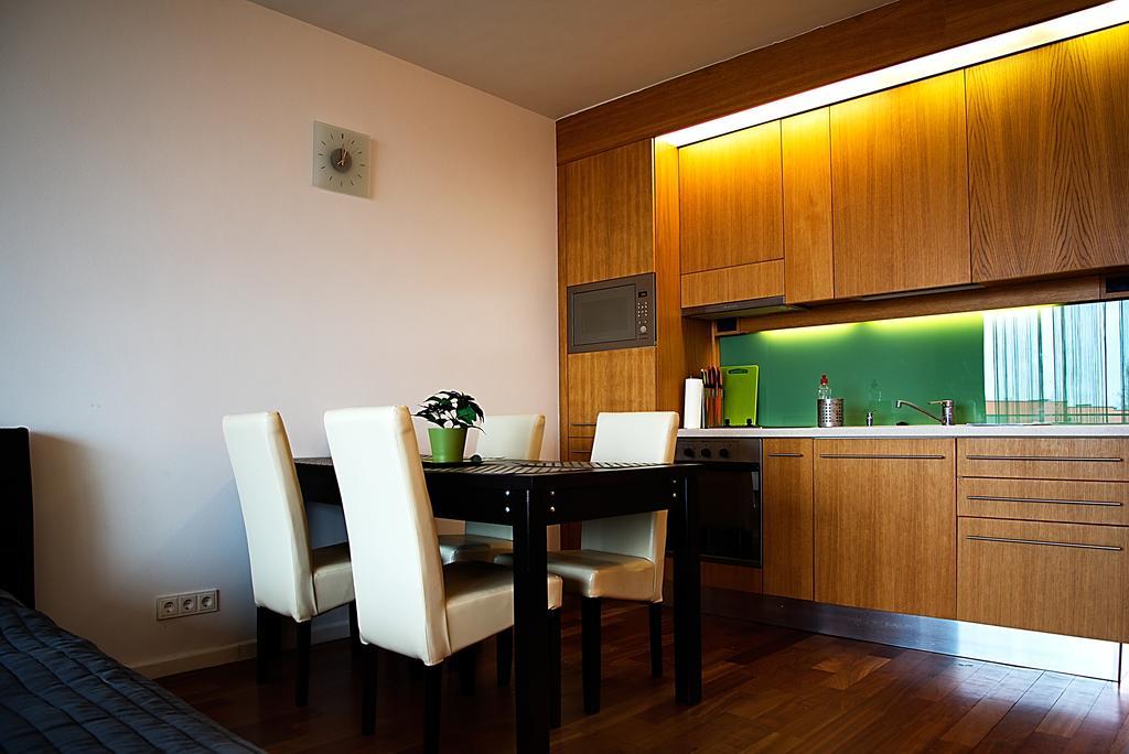 Modern Apartment With Lake View Balatonlelle Exterior photo